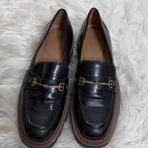 Sam Edelman Black Loafers with Gold Detail Sz 8.5